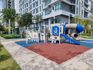 Ο χώρος παιχνιδιού για παιδιά στο Imperium Residence Seaview Kuantan with Muji Style