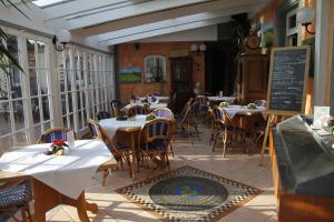 Restoran atau tempat lain untuk makan di Dino's Trinacria