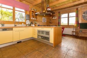 Køkken eller tekøkken på Holzvilla Nähe Krakau