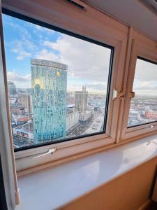 Nespecifikovaný výhled na destinaci Birmingham nebo výhled na město při pohledu z penzionu