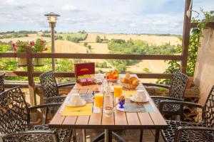 Nápoje v ubytování Logis Hotels - Le relais des deux vallées - Hôtel et restaurant + 37 fotografií