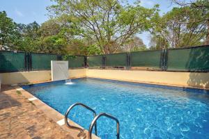 Sundlaugin á Luxurious 2BHK With Pool eða í nágrenninu