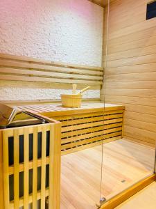 Fotografie z fotogalerie ubytování MY Cabane -POOL HOUSE avec Sauna privée près de Bruxelles v destinaci Oppem