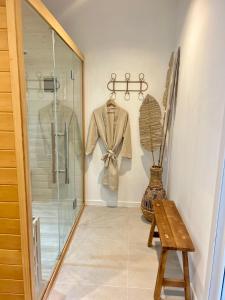 Fotografie z fotogalerie ubytování MY Cabane -POOL HOUSE avec Sauna privée près de Bruxelles v destinaci Oppem
