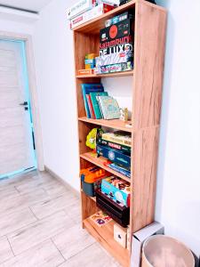 Biblioteka in country house