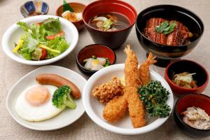 酒店内部或周边提供的食物