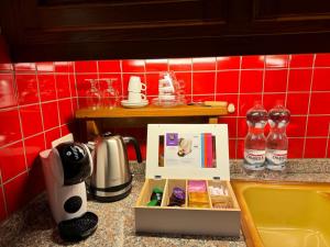 波斯塔餐厅旅馆的咖啡和沏茶工具