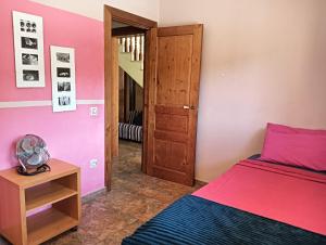Posteľ alebo postele v izbe v ubytovaní VILLA DU LAC spéciale pour famille avec enfant