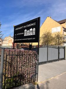 Budynek, w którym mieści się apartament