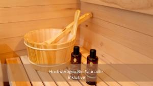 Fotografia z galérie ubytovania Chalet WaldHäusl luxuriöse Ferienwohnungen mit Sauna & Whirlpool, Kamin, Balkon oder Terrasse mit Bergblick v destinácii Heiligenblut