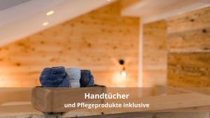 Fotografia z galérie ubytovania Chalet WaldHäusl luxuriöse Ferienwohnungen mit Sauna & Whirlpool, Kamin, Balkon oder Terrasse mit Bergblick v destinácii Heiligenblut