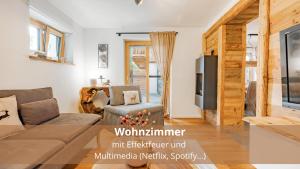 Posedenie v ubytovaní Chalet WaldHäusl luxuriöse Ferienwohnungen mit Sauna & Whirlpool, Kamin, Balkon oder Terrasse mit Bergblick