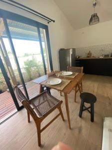 Posezení v ubytování O coeur de l'ouest Bungalow Maloya