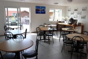 Restoran või mõni muu söögikoht majutusasutuses Höfn Hostel