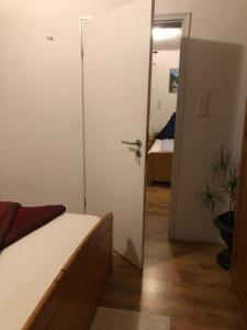 Afbeelding uit fotogalerij van Liki 2Doppel 1 Einzel Bett in Siegen