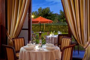 Ресторан / где поесть в Hôtel Barrière Le Royal Deauville