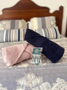 Letto o letti in una camera di Studio La «KAZ’ À COCO» Anse Caritan