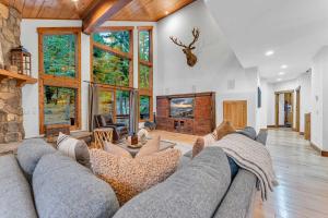 Gallery image of Summit Chalet Hot Tub and Game Room Near Skiing in Soda Springs