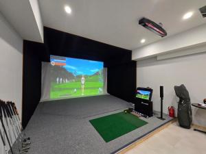 Golf hotelli aladel või selle läheduses