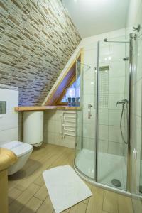 Kúpeľňa v ubytovaní Apartamenty Tatra View Kościelisko