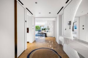 Postelja oz. postelje v sobi nastanitve FIVE Palm Upgraded 4 Bedrooms with Private Pool