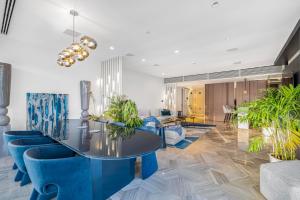 Predel za sedenje v nastanitvi FIVE Palm Upgraded 4 Bedrooms with Private Pool