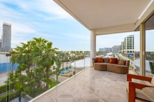 Balkon oz. terasa v nastanitvi FIVE Palm Upgraded 4 Bedrooms with Private Pool