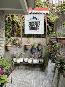 A garden outside The Sherpa's Abode