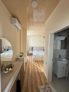 Letto o letti in una camera di LUKA
