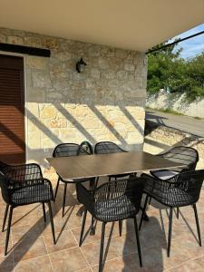 Patio nebo venkovní prostory v ubytování Kriopigi Paradise