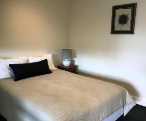 Ένα ή περισσότερα κρεβάτια σε δωμάτιο στο The Waterfront Apartments Geelong +291 φωτογραφίες