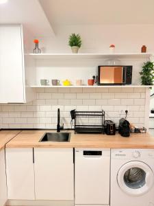 Kuchyň nebo kuchyňský kout v ubytování Industrial -Apartamentos Birdie-