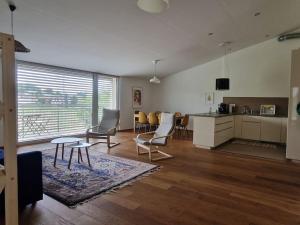 Posezení v ubytování Wonderful cozy apartment very well located