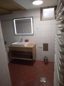 Kúpeľňa v ubytovaní Ferienwohnung Anton + 18 fotografií