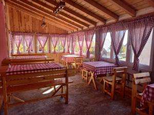Ristorante o altro punto ristoro di Apartmani Sobe Sljivancanin