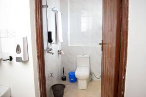 Koupelna v ubytování Mzinyi Homes + 17 fotografií
