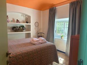 Postel nebo postele na pokoji v ubytování Casa Rural El Limonero + 37 fotografií