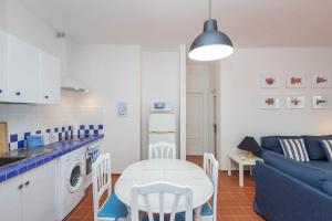 Kuchyň nebo kuchyňský kout v ubytování Lightbooking Villa Charco Azul Frontera