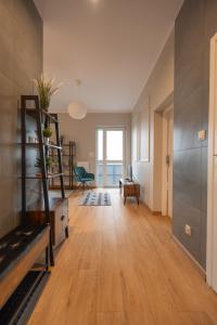 Fotografia z galérie ubytovania 53m2 Apartament na Letniej z Widokiem na Góry Kłodzko - Przyjaciół Ziemi Kłodzkiej v destinácii Kłodzko