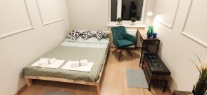 Posteľ alebo postele v izbe v ubytovaní 53m2 Apartament na Letniej z Widokiem na Góry Kłodzko - Przyjaciół Ziemi Kłodzkiej