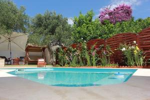 Swimmingpoolen hos eller tæt på House Silvia + 30 billeder