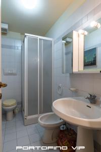 Et badeværelse på Nini by PortofinoVip + 22 billeder