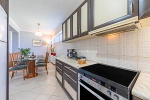 Imagen de la galería de Starry Sky Luxury Apartment 4, en Lefkimmi 18 fotos más