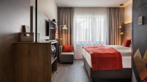Postel nebo postele na pokoji v ubytování Holiday Inn - the niu, Hide Berlin Friedrichshain by IHG