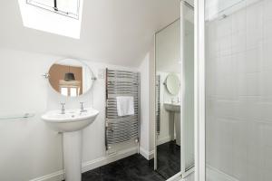 Bilik mandi di Thames Rest MV26 +35 gambar