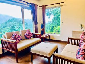 Istumisnurk majutusasutuses Munnar Tea Estate Cottage and Resort - Away From City Hustle