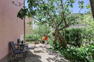 Vonkajšia záhrada v ubytovaní Apartment Vana