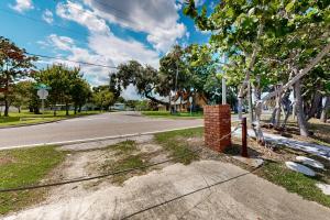 Gallery image of The Manatee Cove - Side B: Studio in Cocoa