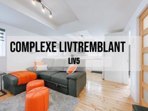 Posezení v ubytování Complexe LIVTremblant by Gestion ELITE - LIV5