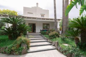 Vườn quanh Villa Alba by MyVillaCollection